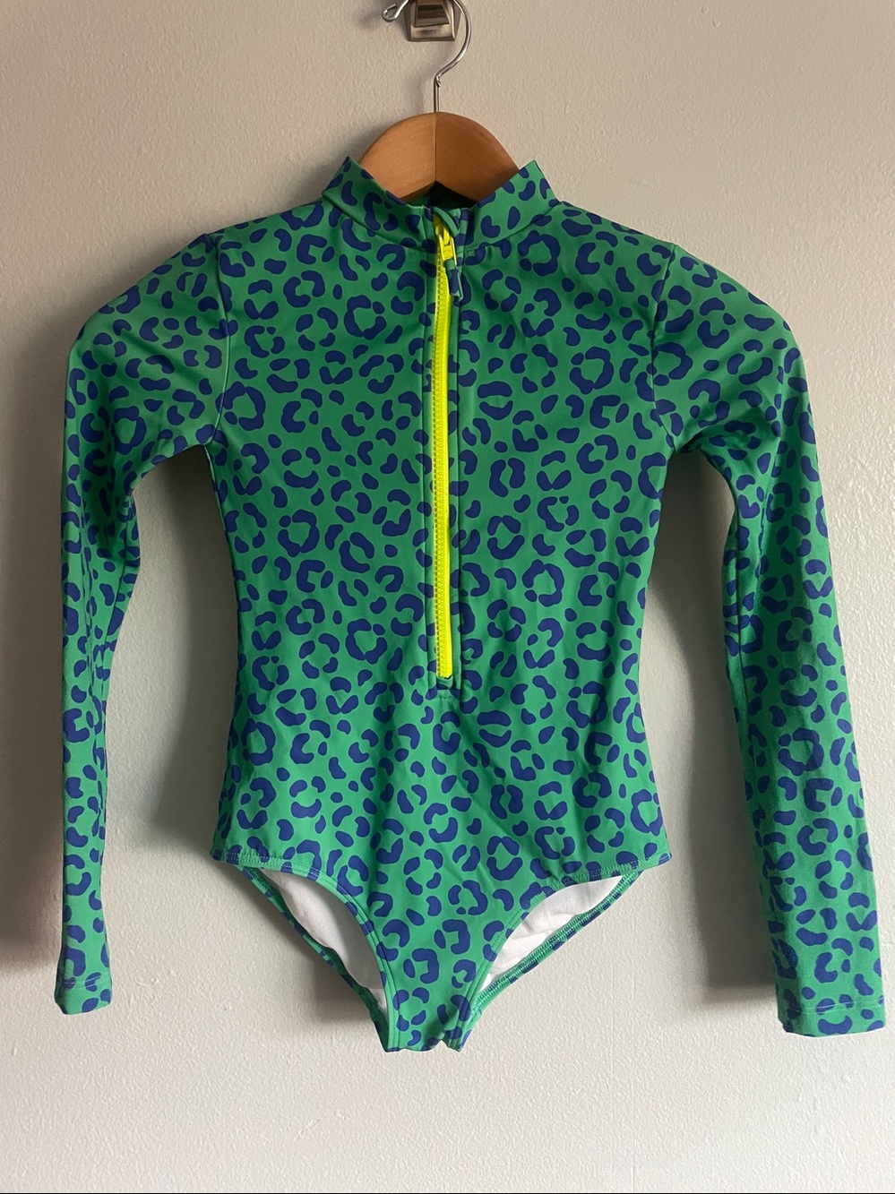 Mini Boden Green Leopard Rash Guard One Piece Swimsuit Size 9-10